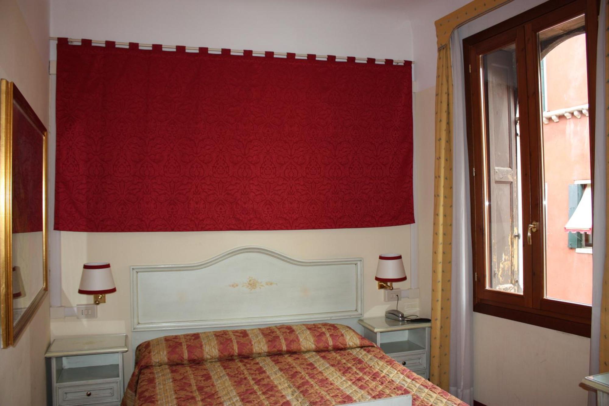 Ca' Pedrocchi Hotell Venezia Eksteriør bilde